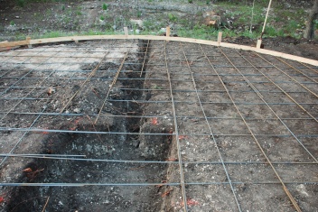 2010-05-29-06 Firepit Construction.jpg